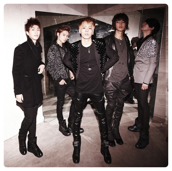 {샤이니 링딩동 듣기} & {샤이니 링딩동 뮤비} & 샤이니 링딩동 가사
