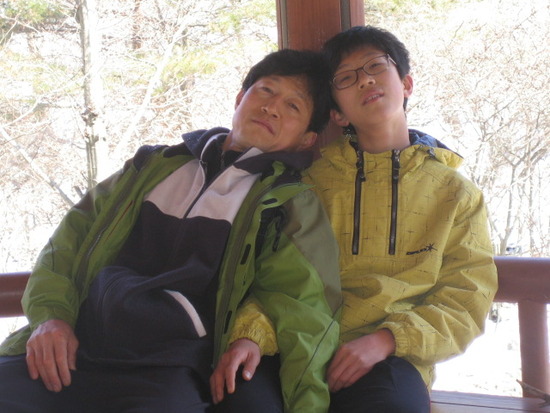  산에서 아빠와 나