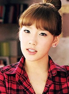  소녀시대 태연 눈화장법 - 미샤 4d 마스카라, 스틱아이즈, 젤 아이라이너