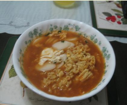  라면을 이용한 다양한 요리 모음