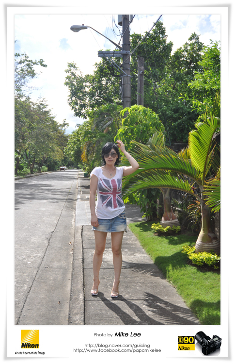  [2010/10/03] Wife on sunny day in AAV