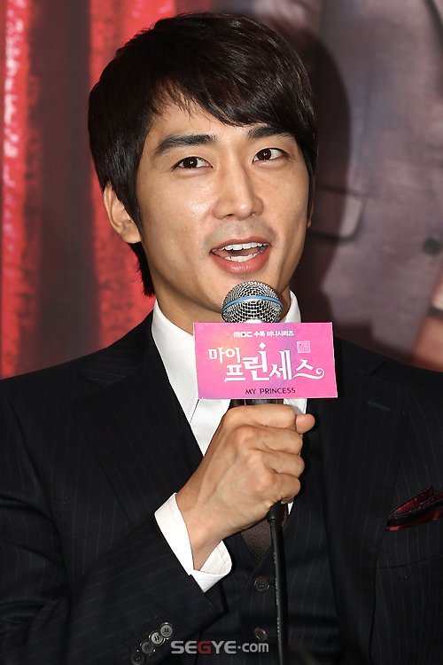 허세 버리고 웃음 되찾은 <b>송승헌</b>, 반갑다!