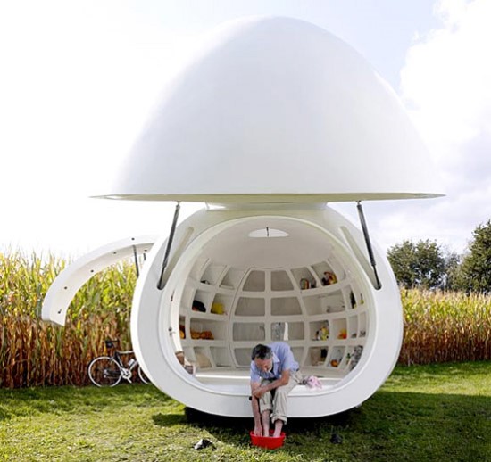 Egg Shape Mobile Living Space 