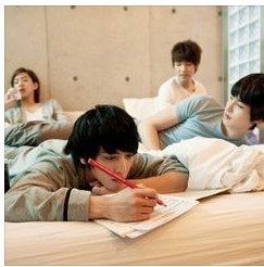 [씨엔블루 Love] 씨엔블루에서 좋아하는 노래 중에 하나에요! Love는 가사도 리듬도 좋은 것 같....