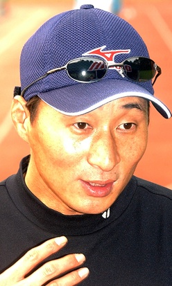 한국육상의 깨지지 않는 신화, 장재근!