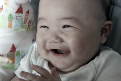  손싸개 해주자? 해주지말자?