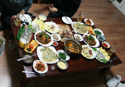  집들이겸 홈 옥토페스티발 술상차림