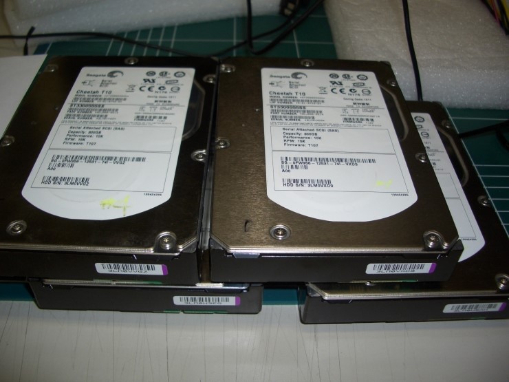  RAID5/레이드5 나스하드300G ST3300555SS/4EA