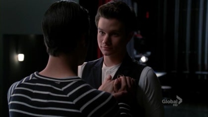 글리 시즌 5 커트와 블레인의 키스