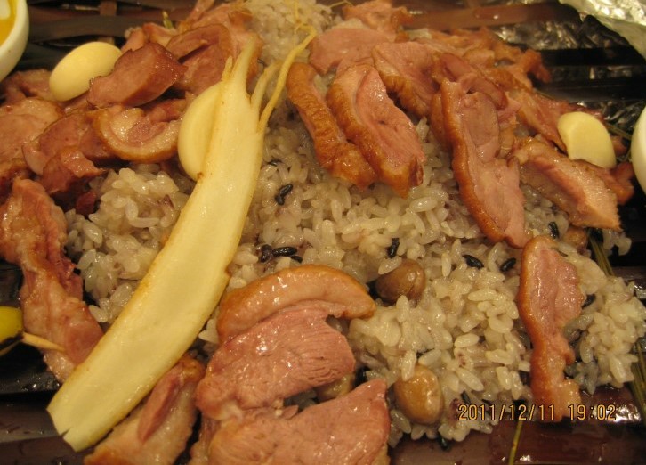 오리고기를 먹으러 갔어요. (鴨肉を食べに行きました)