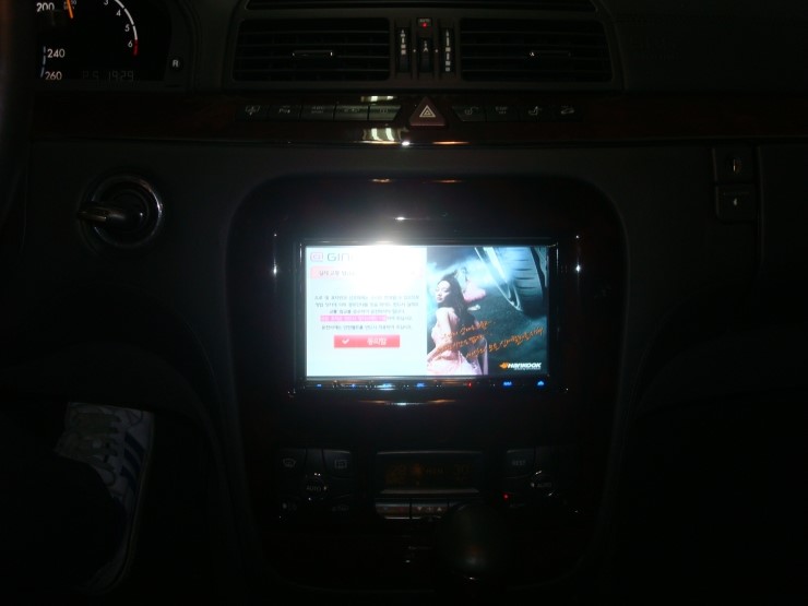  2005년 벤츠S W220 런즈 올인원 후방카메라