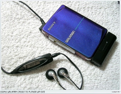 ☆特殊カラー☆ SONY WALKMAN WM-EX9