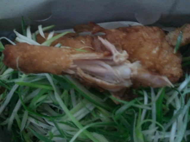  치킨먹기