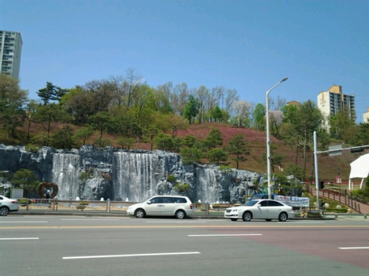 철쭉동산