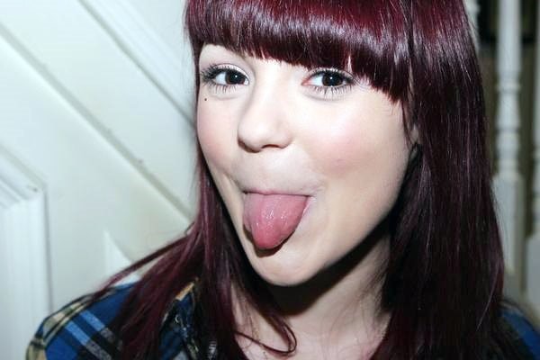  캐서린 프레스콧(Kathryn Prescott)