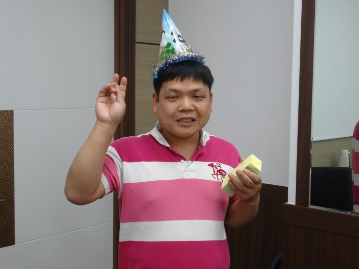  12.05.01. 안산밀알보호작업장(생일파티)