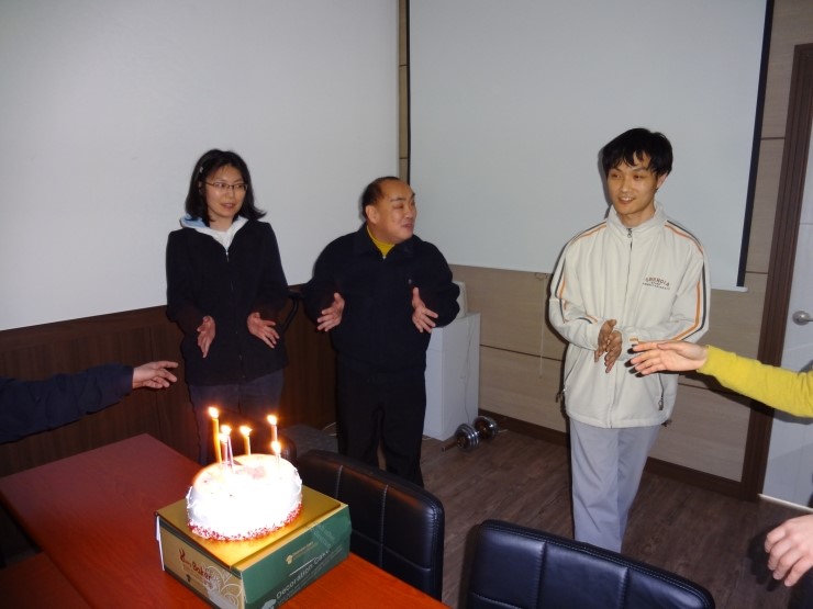  12.03.01. 안산밀알보호작업장(생일파티)