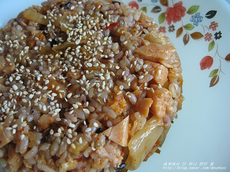  김치 볶음밥 (キムチチャーハン)