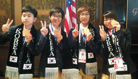 두뇌올림픽 한국선수단 전원 금메달!!