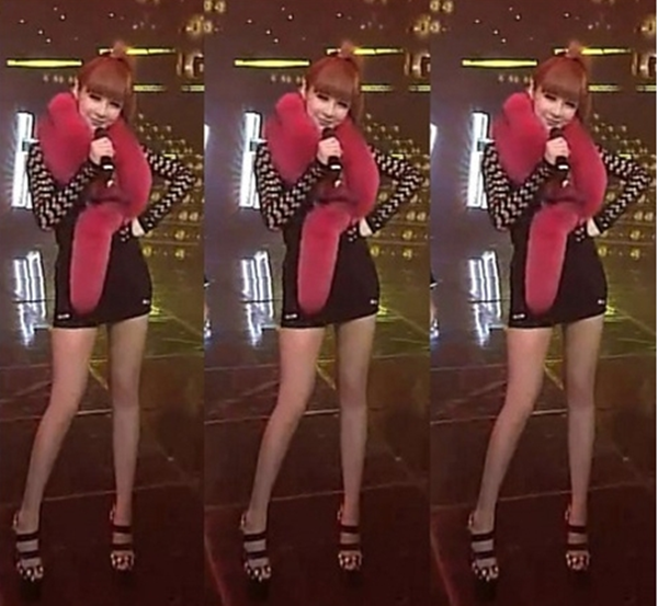 박봄 다리 운동