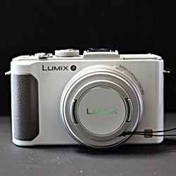 루믹스 LX7 / 가장 밝은 조리개를 가지고 있는 컴팩트 카메라가 내 손에~~~