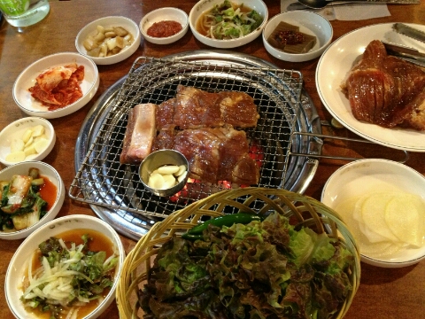 성남 모란역 돼지갈비집 " 돈마당 "