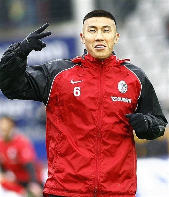 머리 기른 차두리,,,