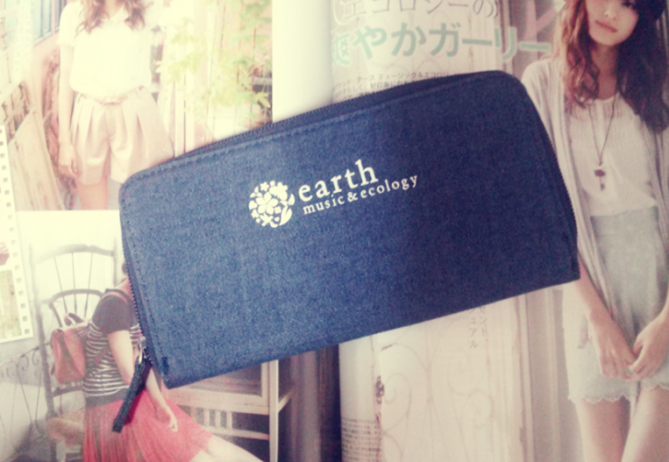 일본 잡지 부록 - 논노 2013년 6월호 부록 earth 데님 장지갑 일본 잡지 부록 - 논노 2013년 6월호 부록 earth 데님 장지갑