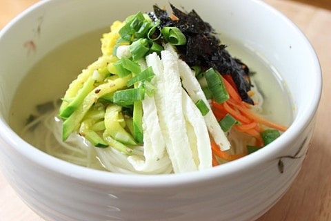 오늘잔치국수 이미지
