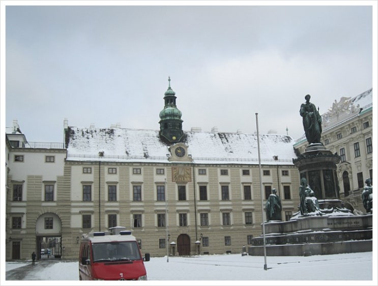 오스트리아 비엔나 (7) 호프부르크 구왕궁(Alte Hofburg Palace) 그리고 미카엘 광장 