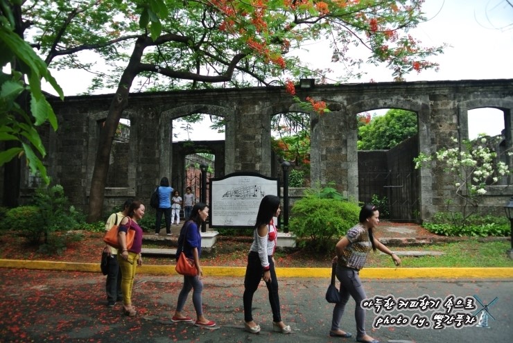 마닐라 산티아고요새 (Fort Santiago ) / 혼자 떠나는... 
