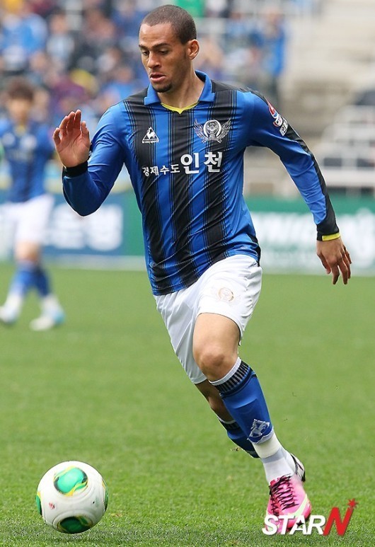 점점 갈수록 실망스런 모습을 보여주는 <b>디오고</b> (인천 대구)