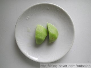 [키위 예쁘게 깎는 방법]초보 주부를 위한 간단한 키위 깎는 법