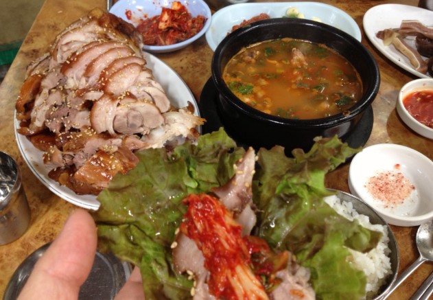  [공덕동맛집]공덕동족발골목 한방족발집을 다녀오다 (부제:순대와 순대국이 무한리필!)
