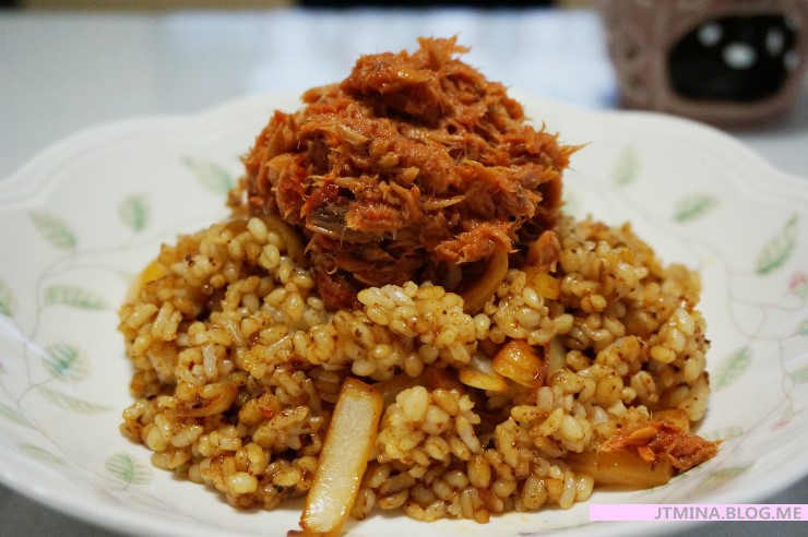  이쉐프의 참치 매운볶음밥