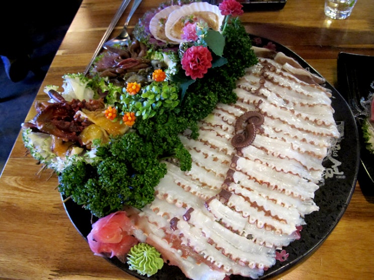  신사동 가로수길맛집/무너섬 [신사동맛집,신사동무너섬,가로수길무너섬,문어요리,가로수길술집]