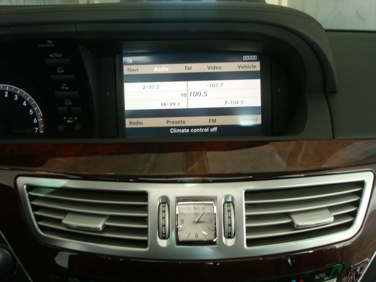  S600 터치네비게이션 및 헤드레스트