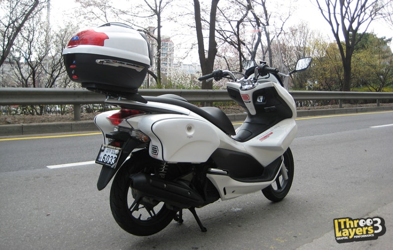 혼다 PCX125전용 옵션 장착하기, 사이드백, 윈드쉴드, 리어백