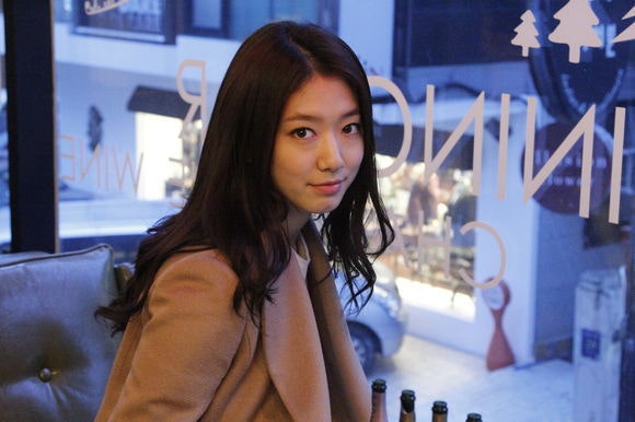 박신혜 "엄지손톱, 코끝 콤플렉스..메간폭스랑 비슷"