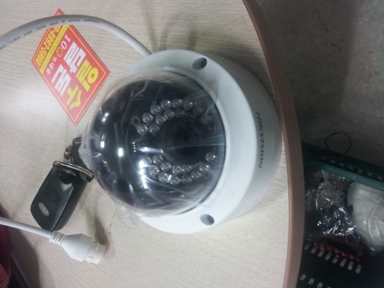  힉비전 IP 카메라 !! 아이피 카메라 설치기 ( 익산 군산 전주 CCTV 설치 SH정보 시스템 ) 스마트폰보기 감시장비 직원 감시 농가 공장 씨씨티비 설치 전주 익산 군산 김제 논산 씨씨티비 전문
