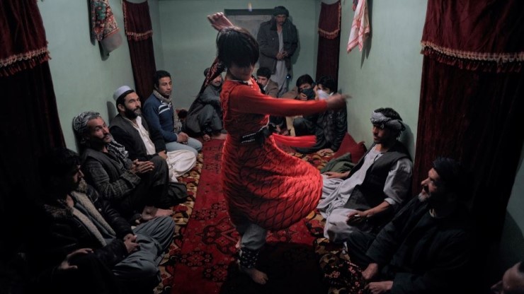 아프가니스탄] 슬픈 '바차 바지'(Bacha Bazi) : 네이버 블로그