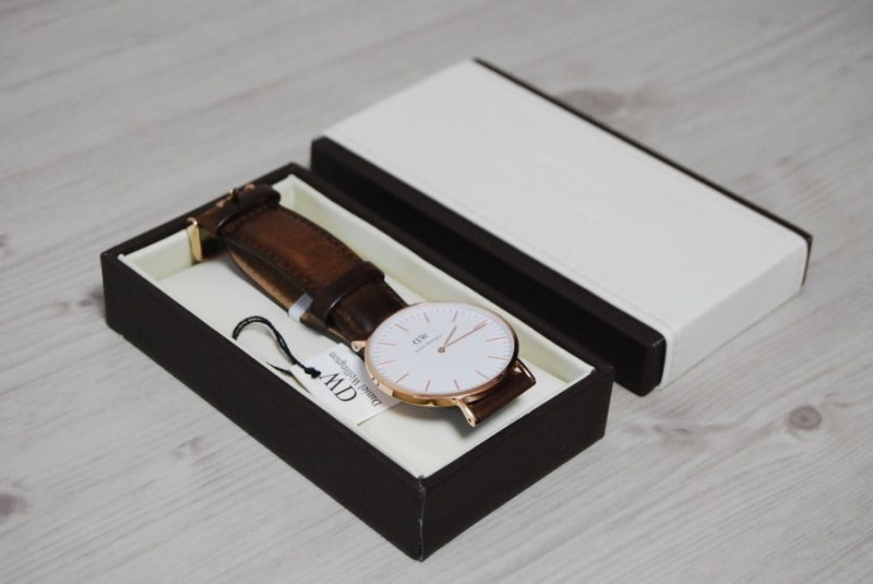 [다니엘 웰링턴] Daniel Wellington 가죽 시계, 커플시계, 남자친구 시계선물 추천, 15% 할인코드