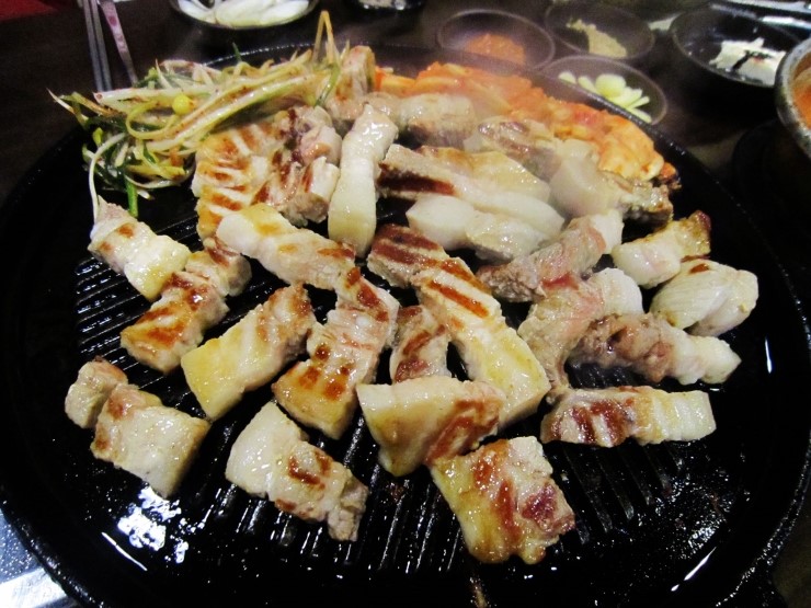 남포동 종로상회[맛집 정보] 남포동 김치찌개와 생고기가 끝내 주는 종로상회