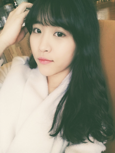  3년만에 앞머리 잘랐긔 :)