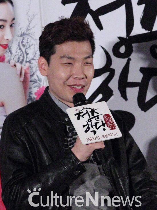 '청춘학당' 백봉기 "평소에도 역할에 몰입해 음담패설" '청춘학당' 백봉기 "평소에도 역할에 몰입해 음담패설"