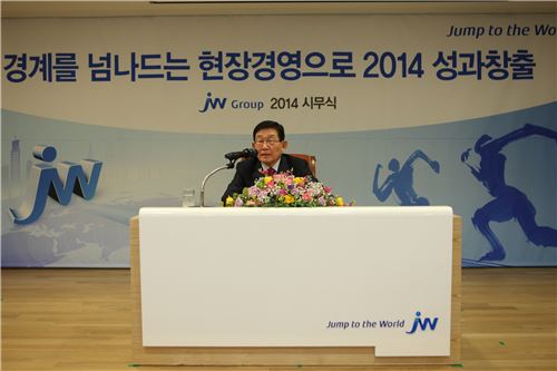 오너들이 이사장으로 있는 재단에 주식<b>지분 증여</b>하면서 <b>증여</b>세... 