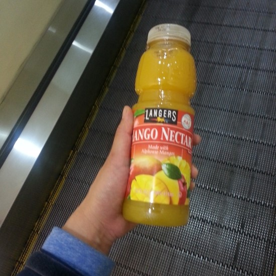 [음료] 랭거스 'mango nectar'
