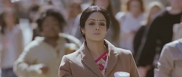  English Vinglish, 2012 - 자존감을 잃어버린 엄마라면 스리데비처럼