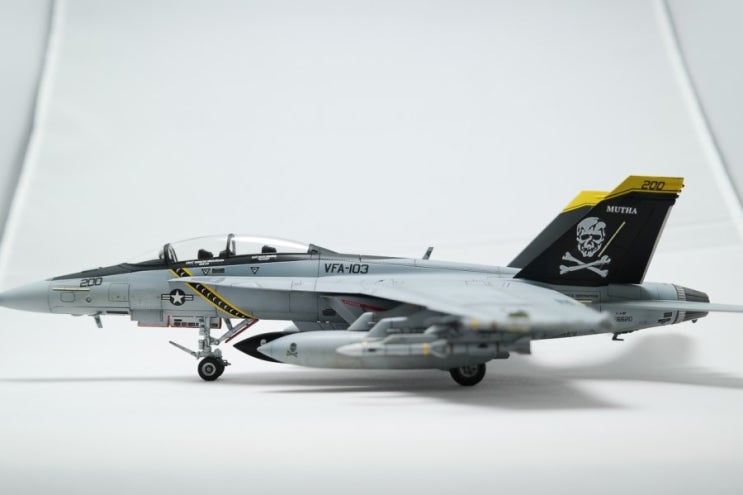 Revell 1/72 F/A-18F Super Hornet(수퍼호넷)-완성