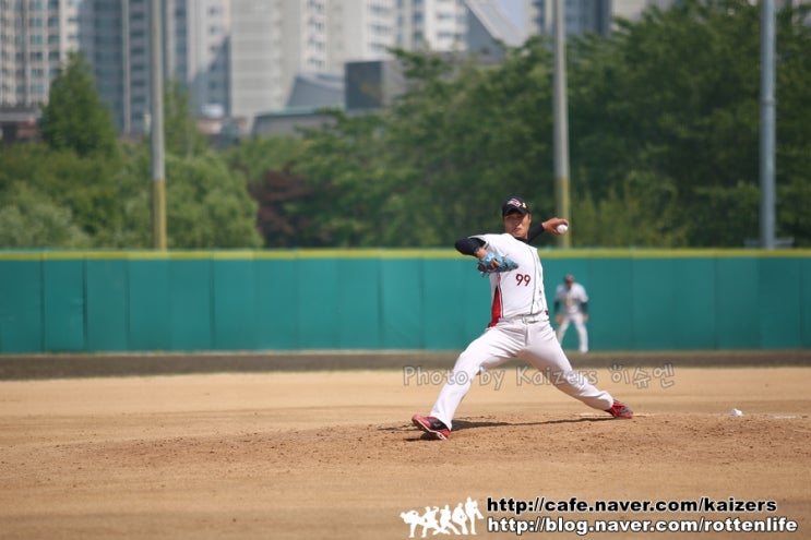 수원 kt wiz(위즈) <b>투수</b> <b>김주원</b> 선수 투구폼 연속동작 - 직찍... 